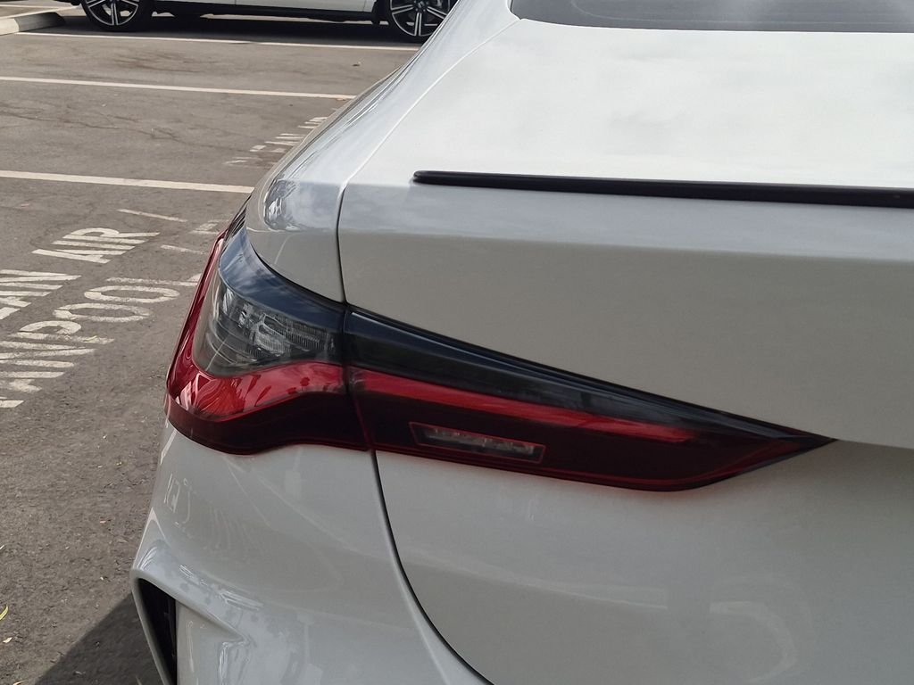 Used 2024 White BMW 430i image 23