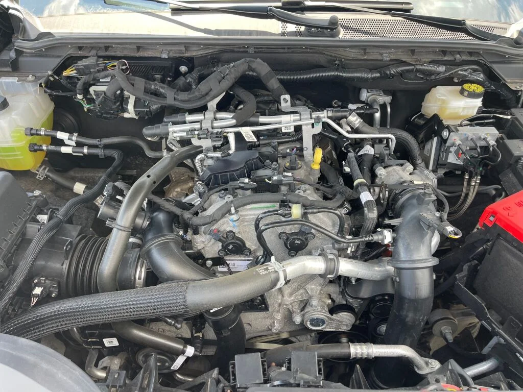 Used 2025 Shadow Black Ford XLT image 34