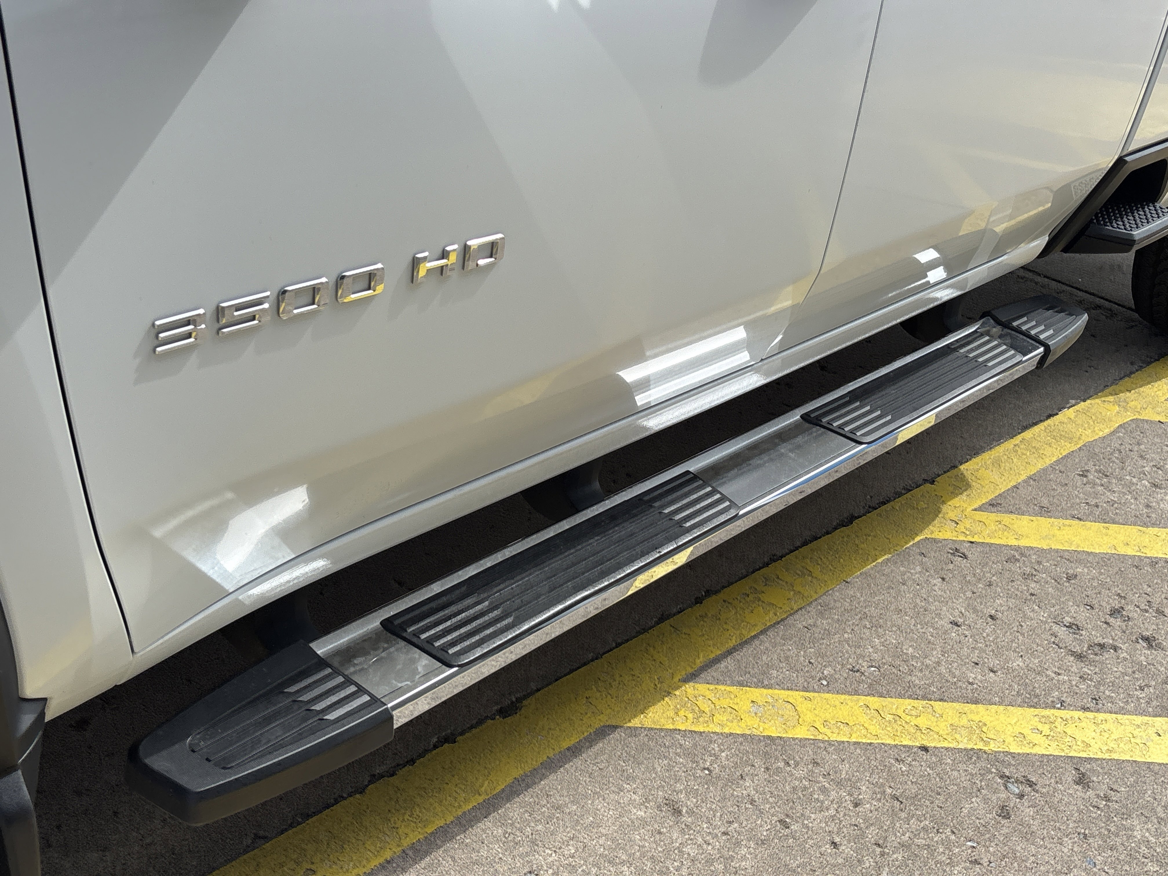 Used 2024 Summit White Chevrolet WT image 14