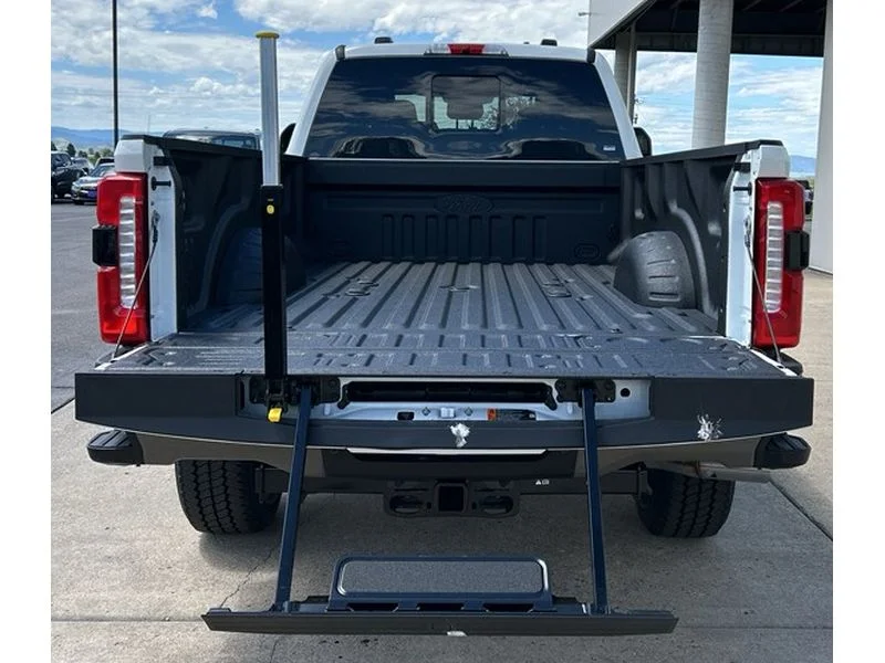 New 2026 Star White Metallic Tri-Coat Ford F-350® King Ranch® image 29