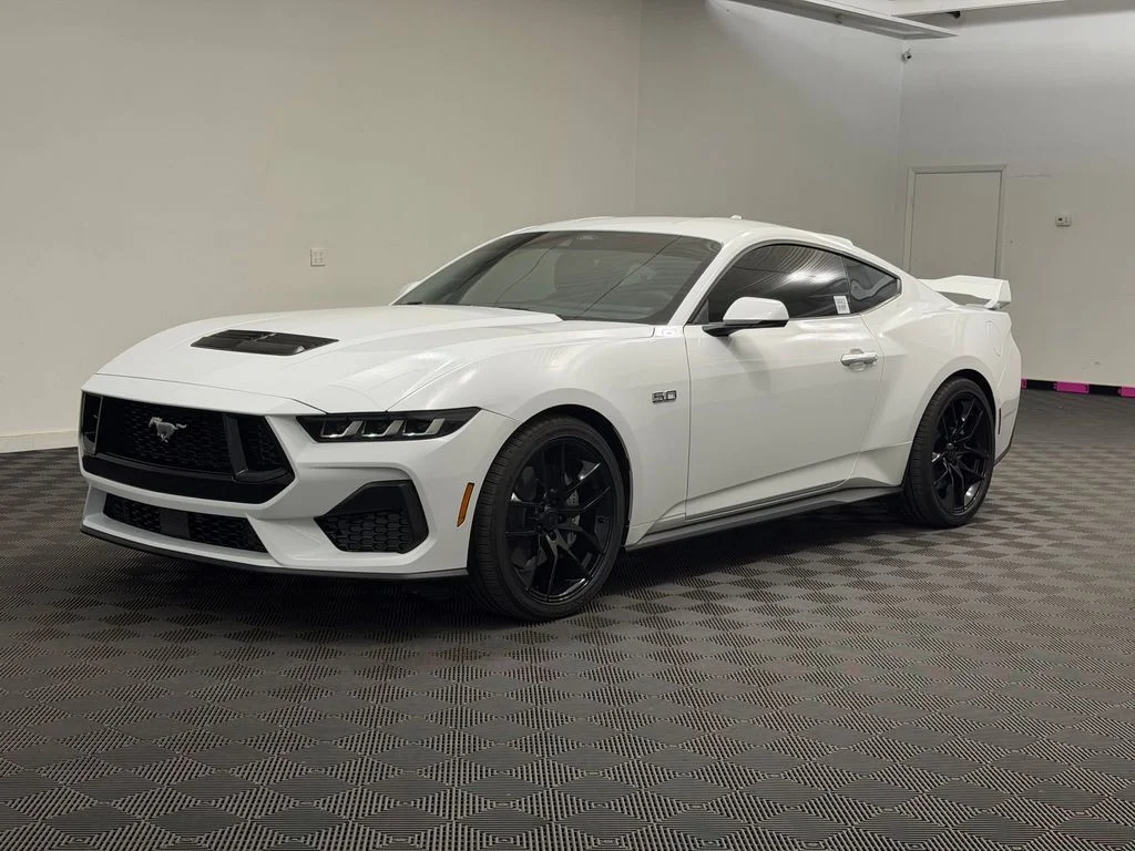 2025 Ford Mustang