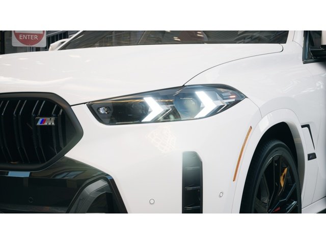 New 2027 Alpine White BMW M60i image 6