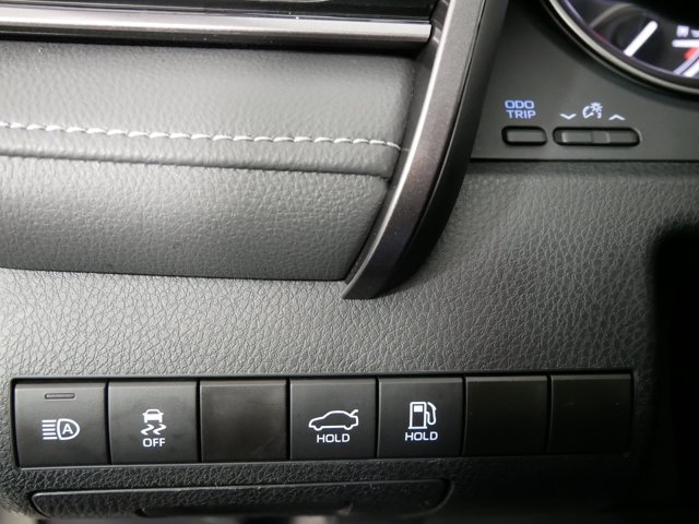 Used 2024 Ice Cap Toyota SE Nightshade AWD image 25