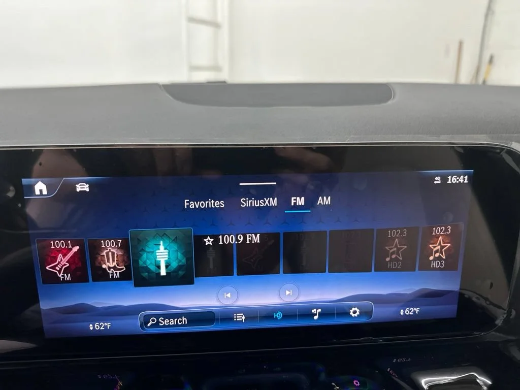 New 2026 White Mercedes-Benz GLA 250 image 17