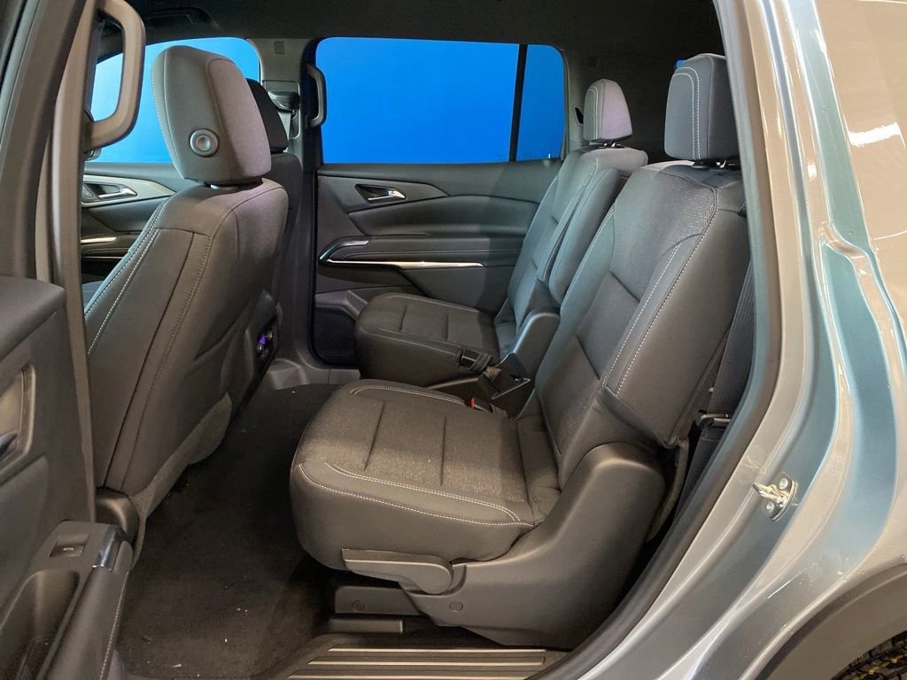2026 Chevrolet Traverse LT - Photo 9