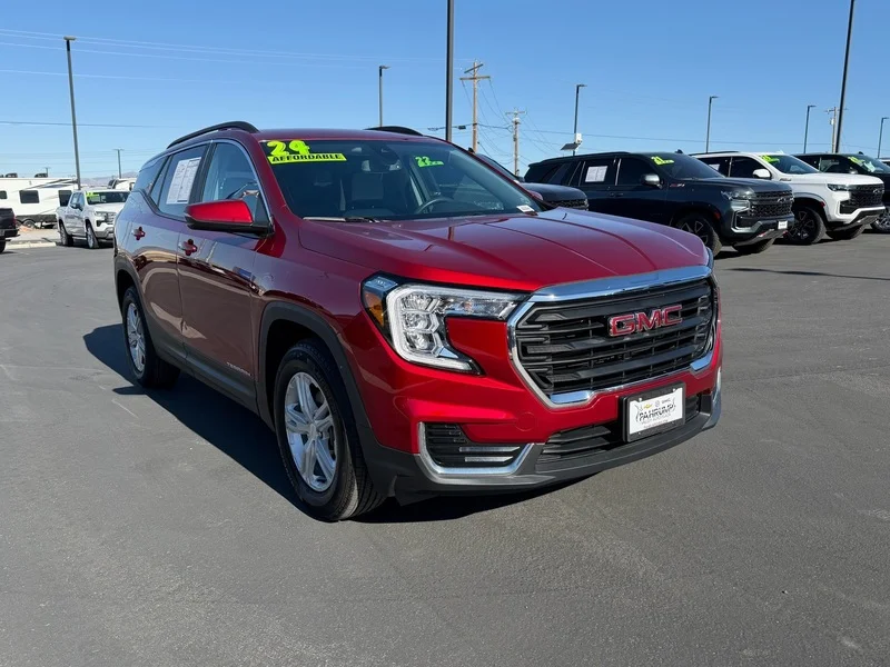 2024 GMC Terrain SLE FWD's photo