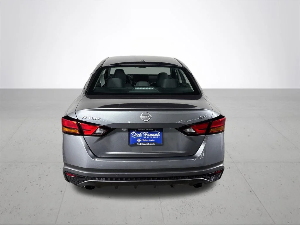Used 2023 Gray Nissan 2.5 SV image 7