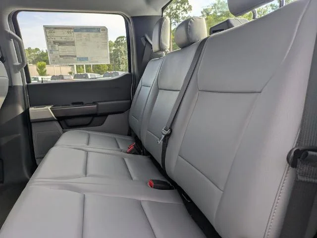 New 2026 Oxford White Ford XL image 41