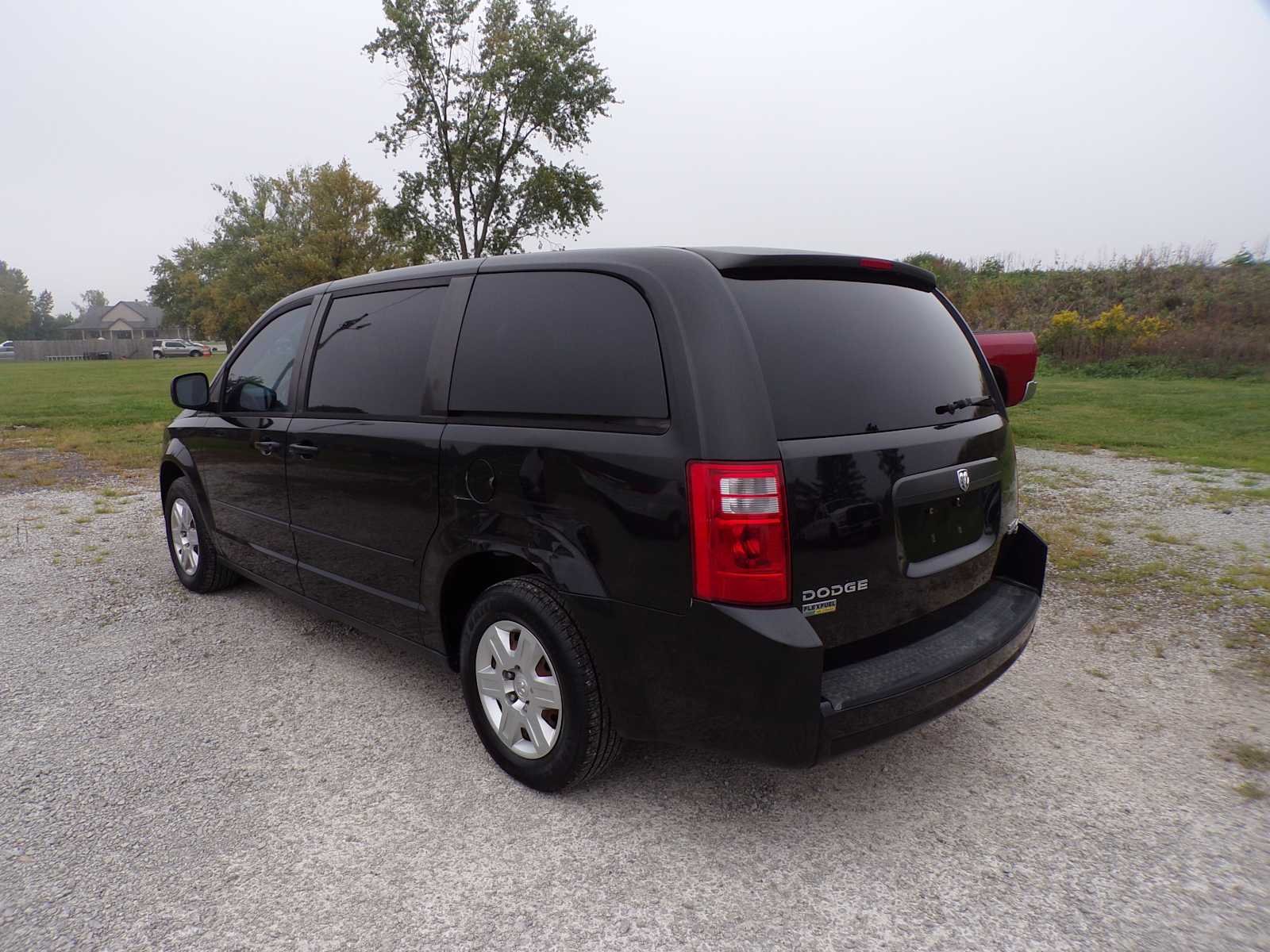 Used 2010  Dodge SE image 5