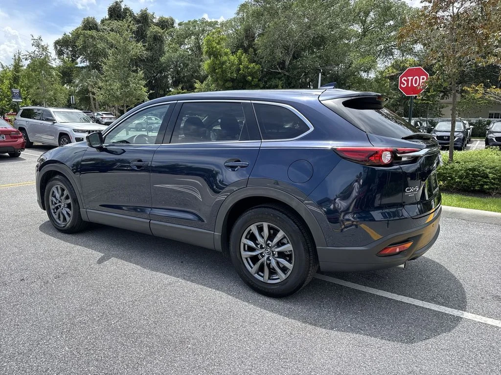 Used 2021 Deep Crystal Blue Mica Mazda Touring image 12
