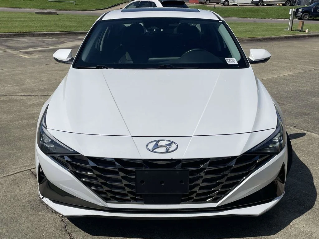 Certified Used 2023 Serenity White Pearl Hyundai Limited image 8