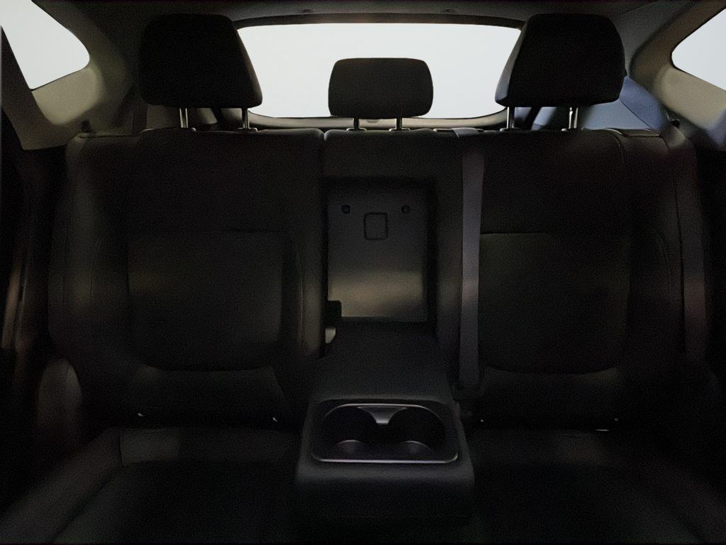 Used 2023 White Kia EX image 28