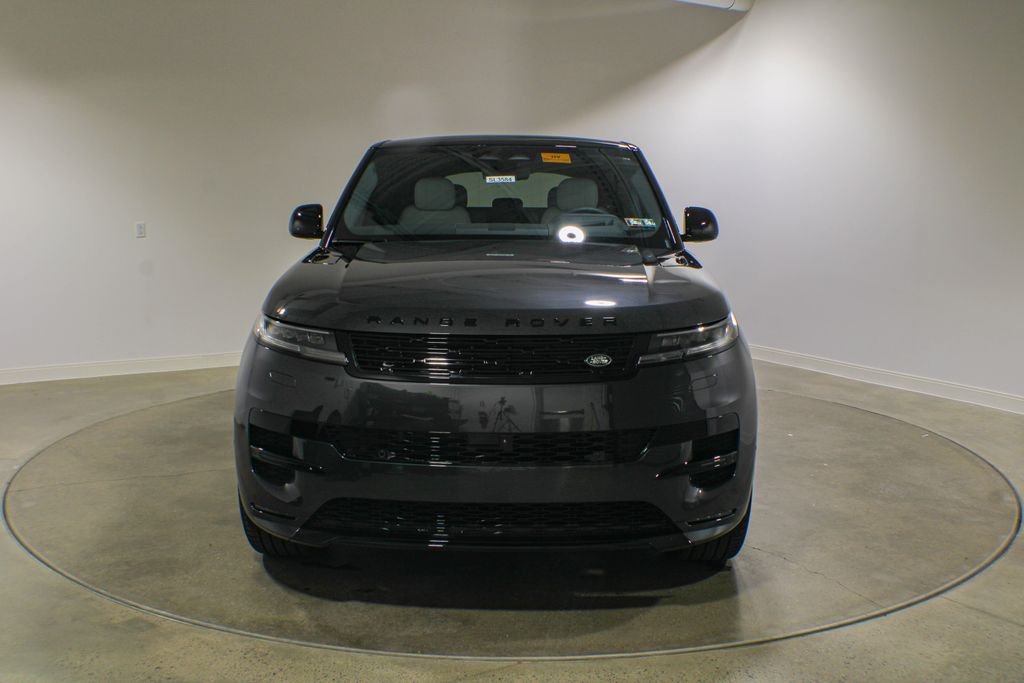New 2026 Carpathian Grey Land Rover Dynamic SE image 9