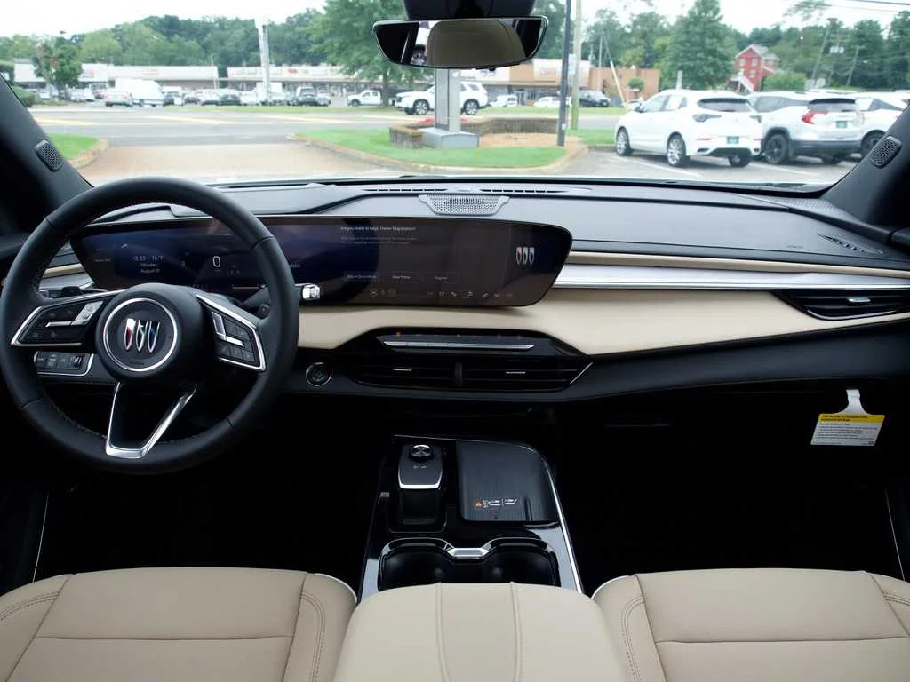 New 2026 Summit White Buick Preferred image 18
