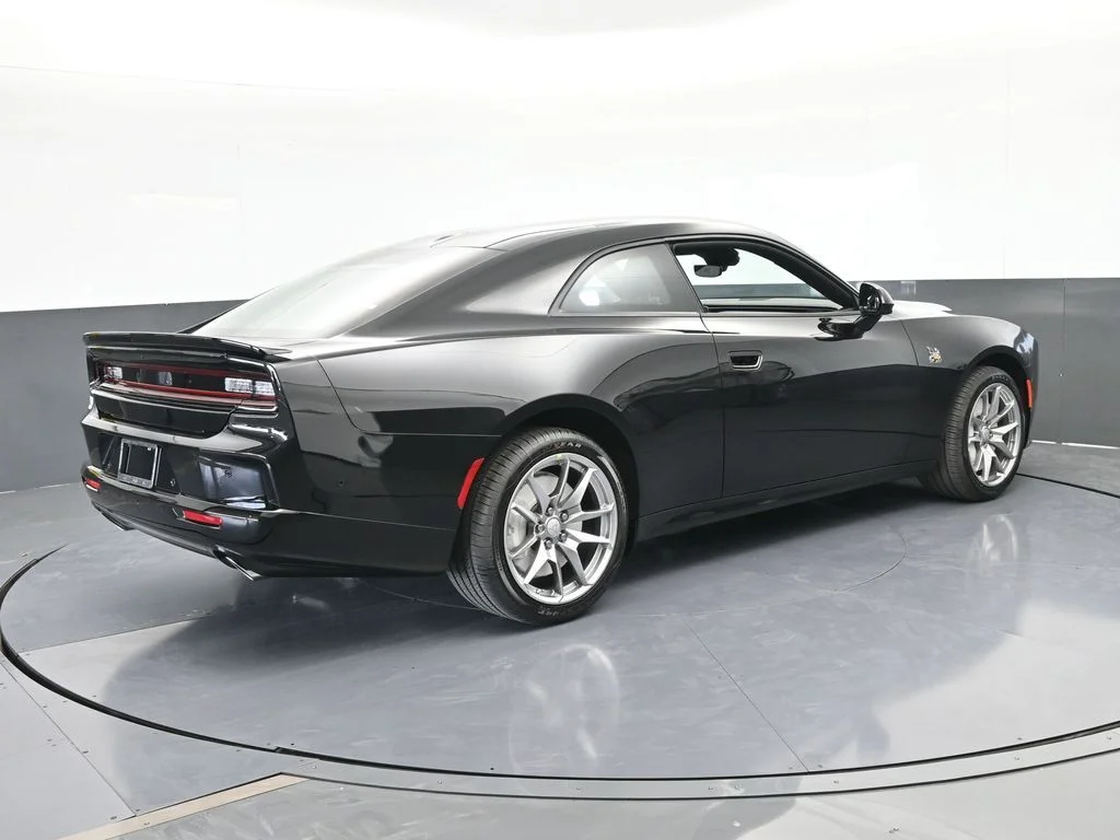 New 2026 Diamond Black Crystal Pearlcoat Dodge Scat Pack image 6