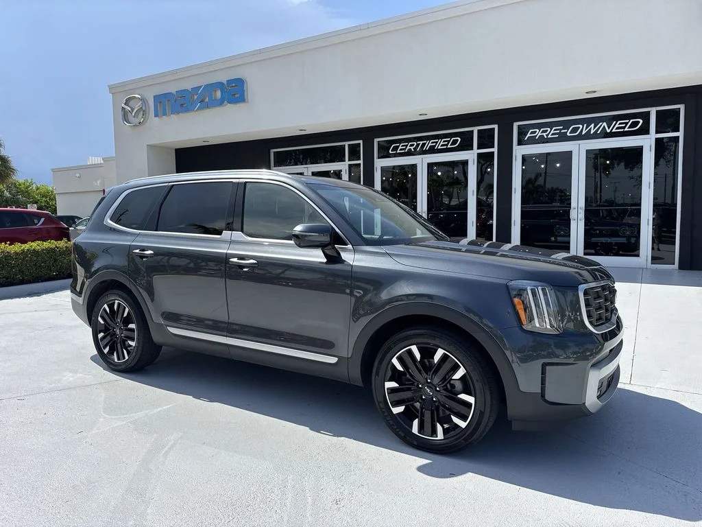 Used 2023 Gray Kia SX-Prestige image 22