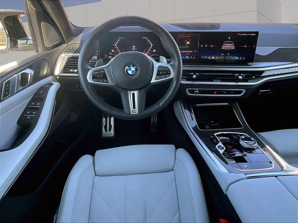 Used 2026 White BMW M60i image 13