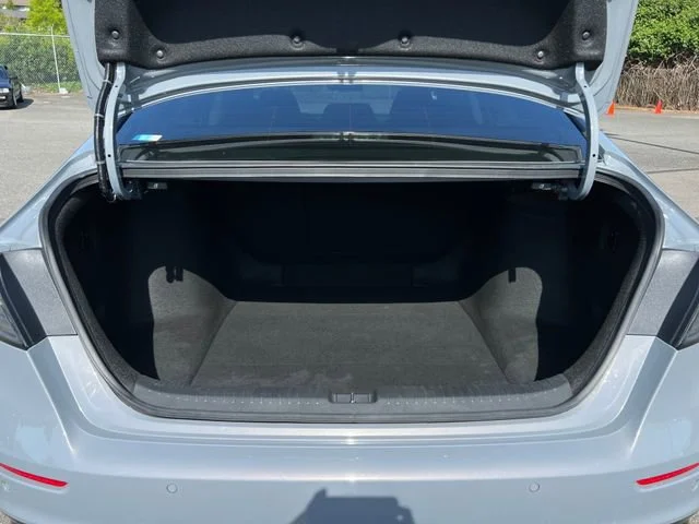 2023 Honda Accord Hybrid Touring - Photo 13
