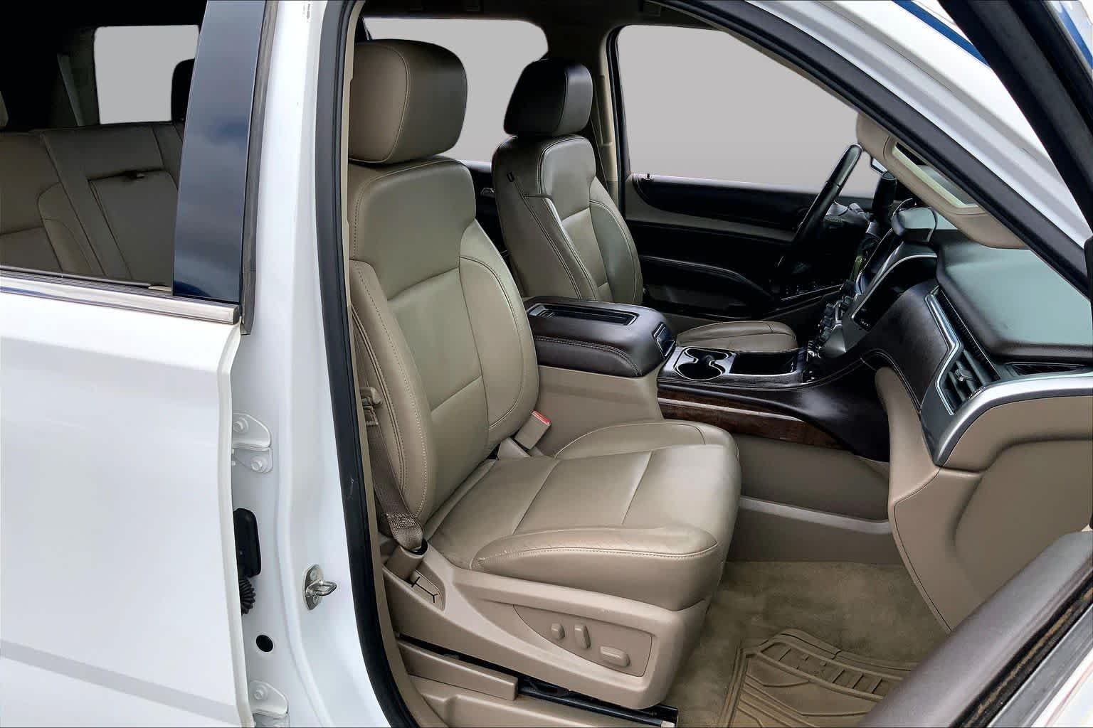 Used 2015 Summit White Chevrolet LT image 9