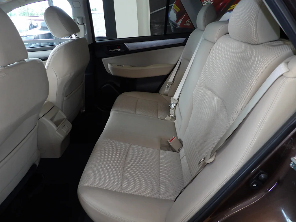 Used 2019 Cinnamon Brown Pearl Subaru 2.5i Premium image 22