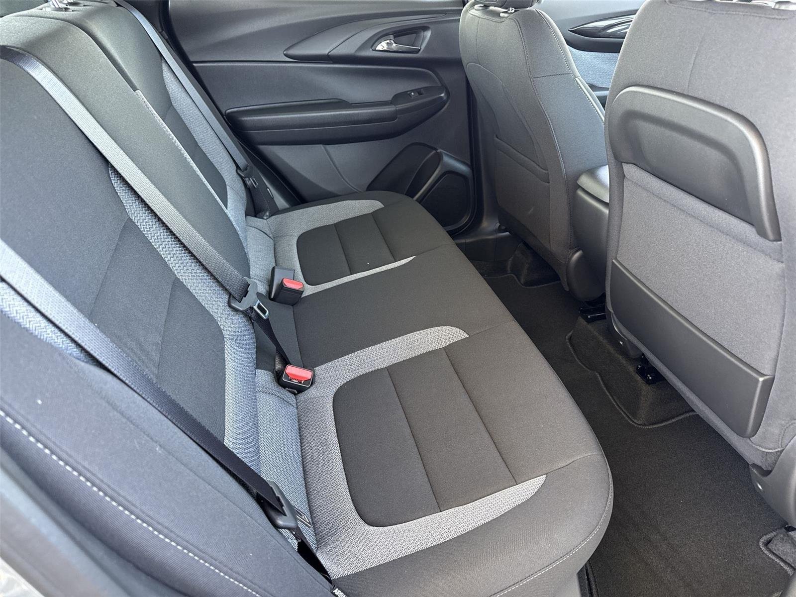 2026 Chevrolet Trailblazer LS - Photo 32