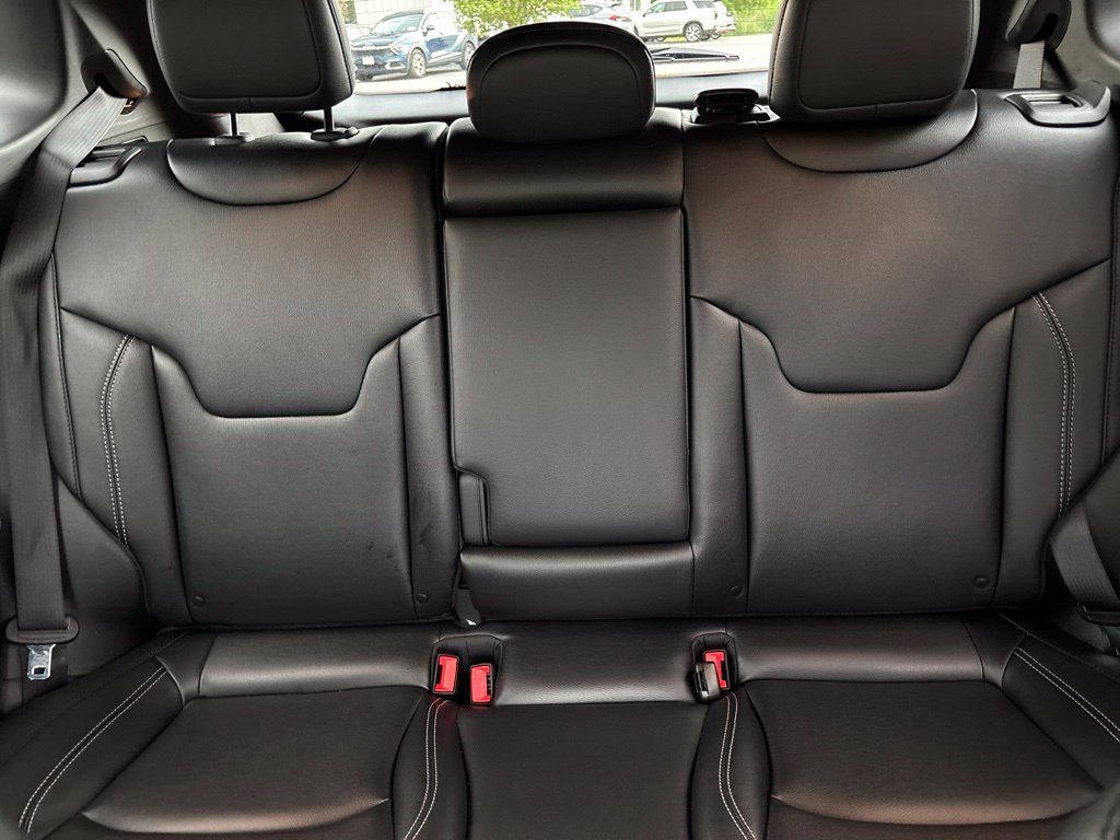 Used 2026 Silver Jeep Limited image 23