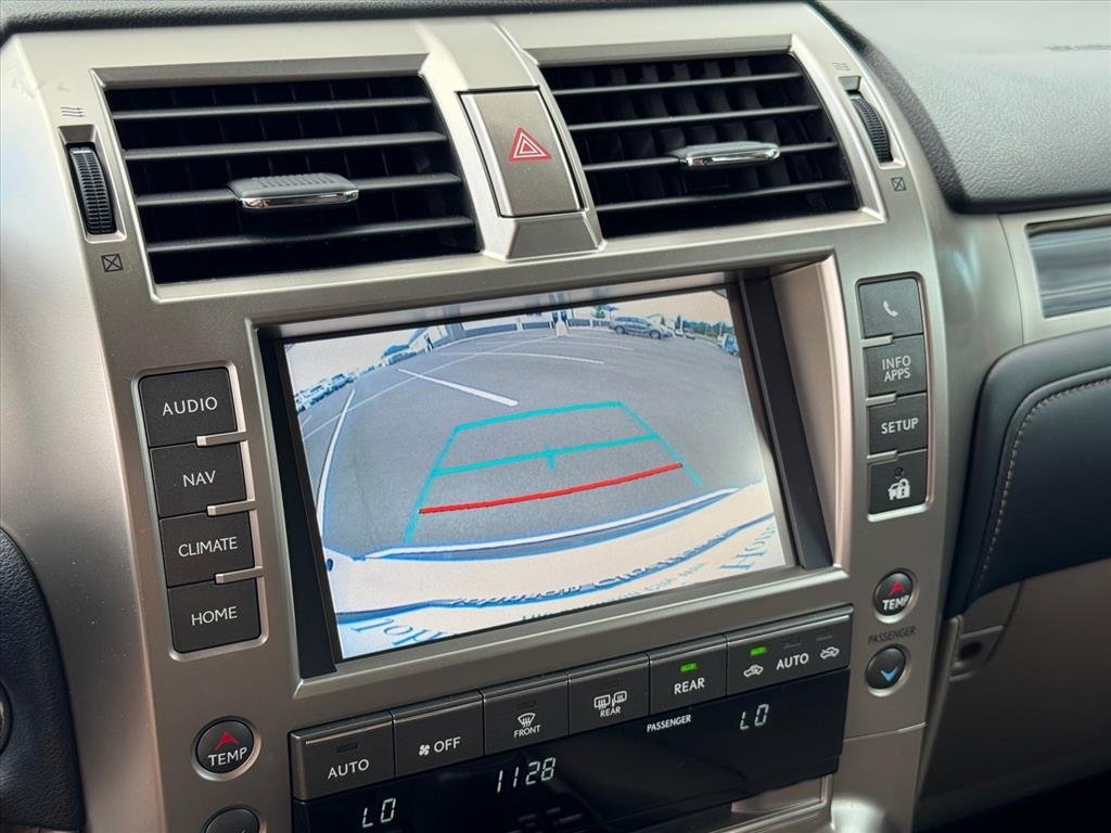 Used 2021 Starfire Pearl Lexus 460 Premium image 25