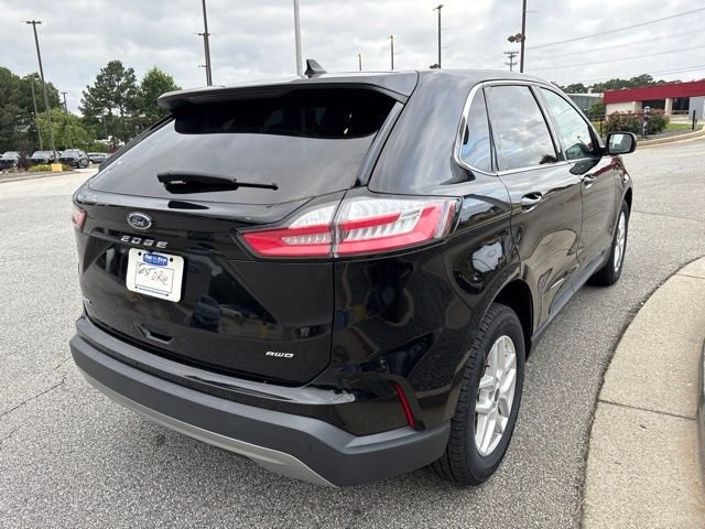 Certified Used 2022 Agate Black Metallic Ford SEL image 8