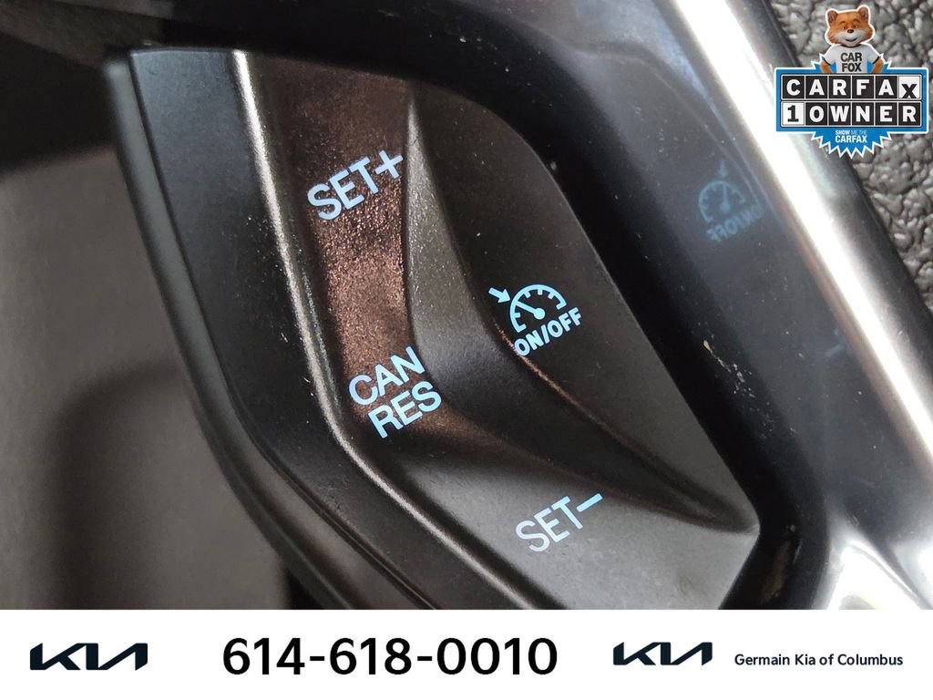 Used 2022 White Ford XL image 32