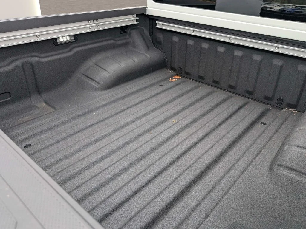 New 2026 Glacier White Nissan Crew Cab PRO-X® image 12