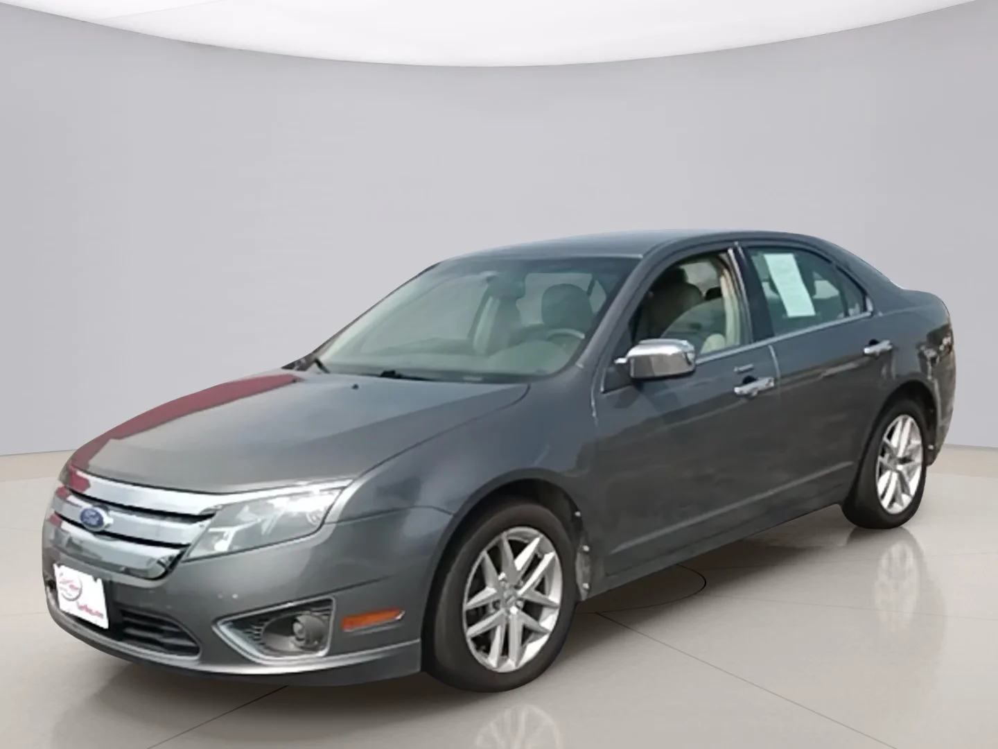 Used 2011 Gray Ford SEL image 1