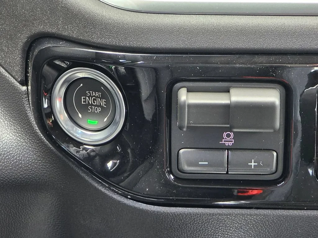 2026 GMC Sierra 1500 SLT - Photo 19