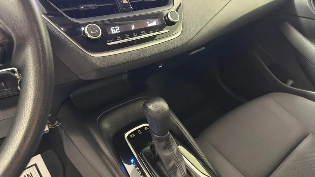 Used 2025 Blue Toyota Hybrid LE image 22