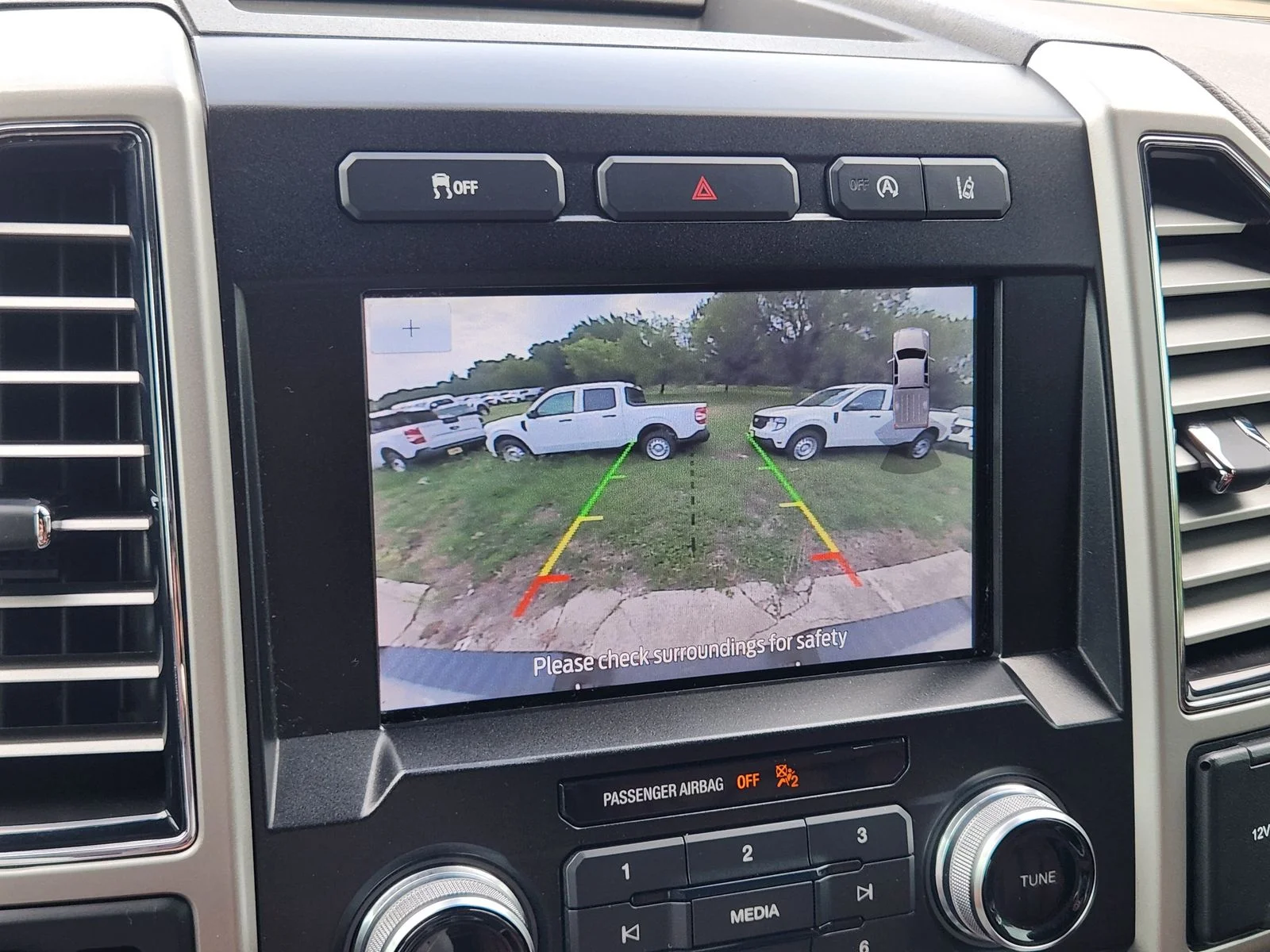 Used 2020 White Ford King Ranch image 17