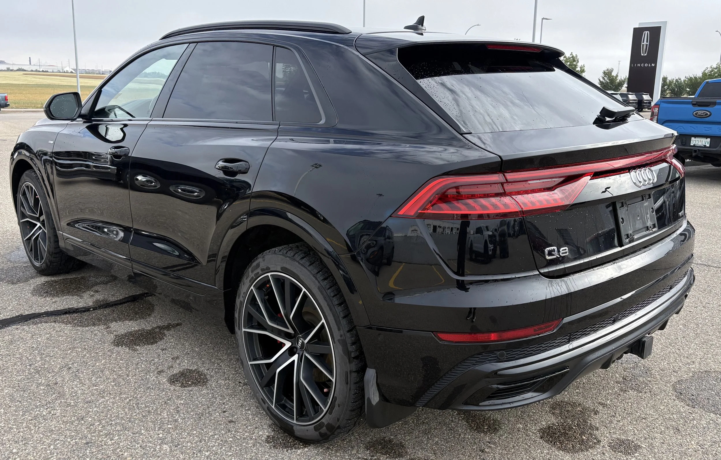 Used 2020 BLACK Audi TECHNIK image 3