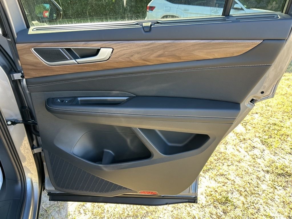 2026 Volkswagen Atlas SE w/Tech - Photo 41