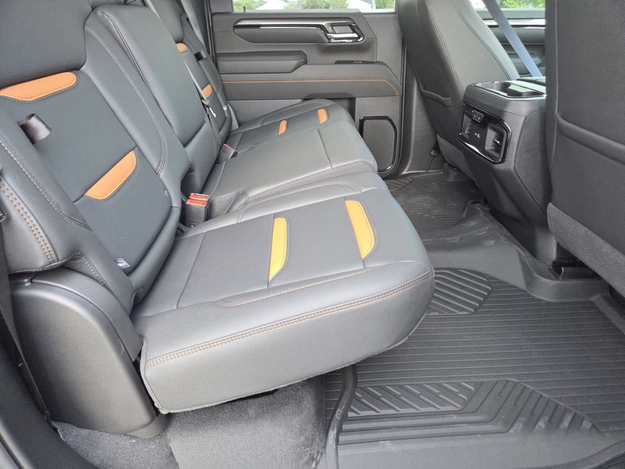 New 2026 Onyx Black GMC AT4 image 28