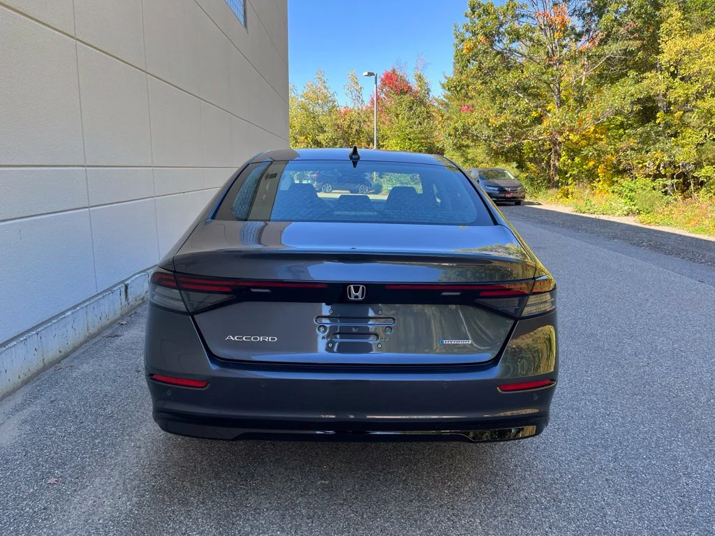 New 2026 Meteorite Gray Metallic Honda EX-L Hybrid image 7
