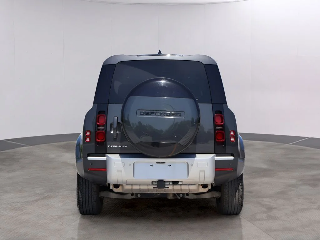 Used 2024 Carpathian Gray Premium Metallic Land Rover S image 6