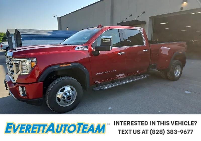 2022 GMC Sierra 4WD Crew Cab Long Box DRW Denali's photo