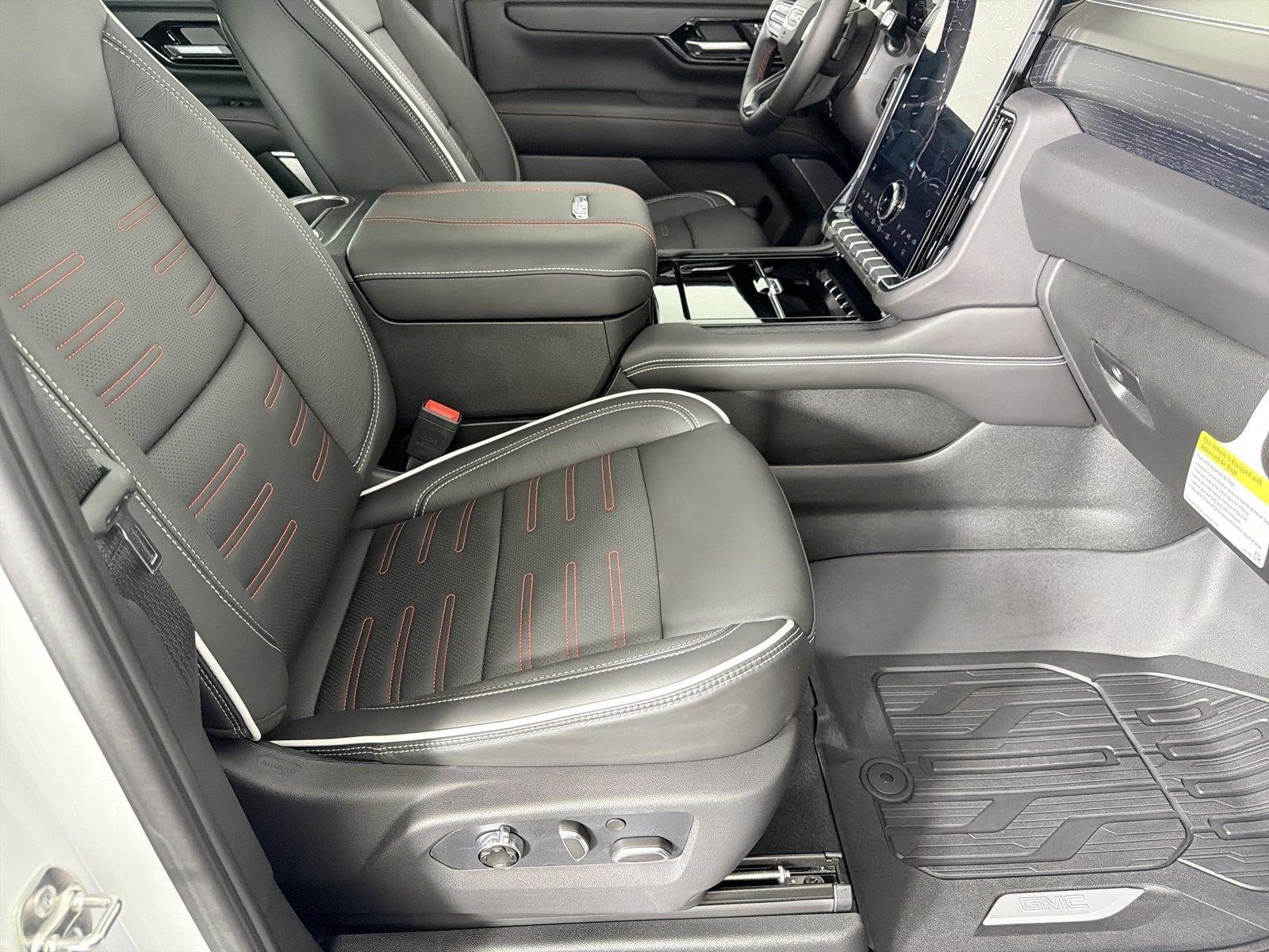 2026 GMC Yukon AT4 Ultimate - Photo 11