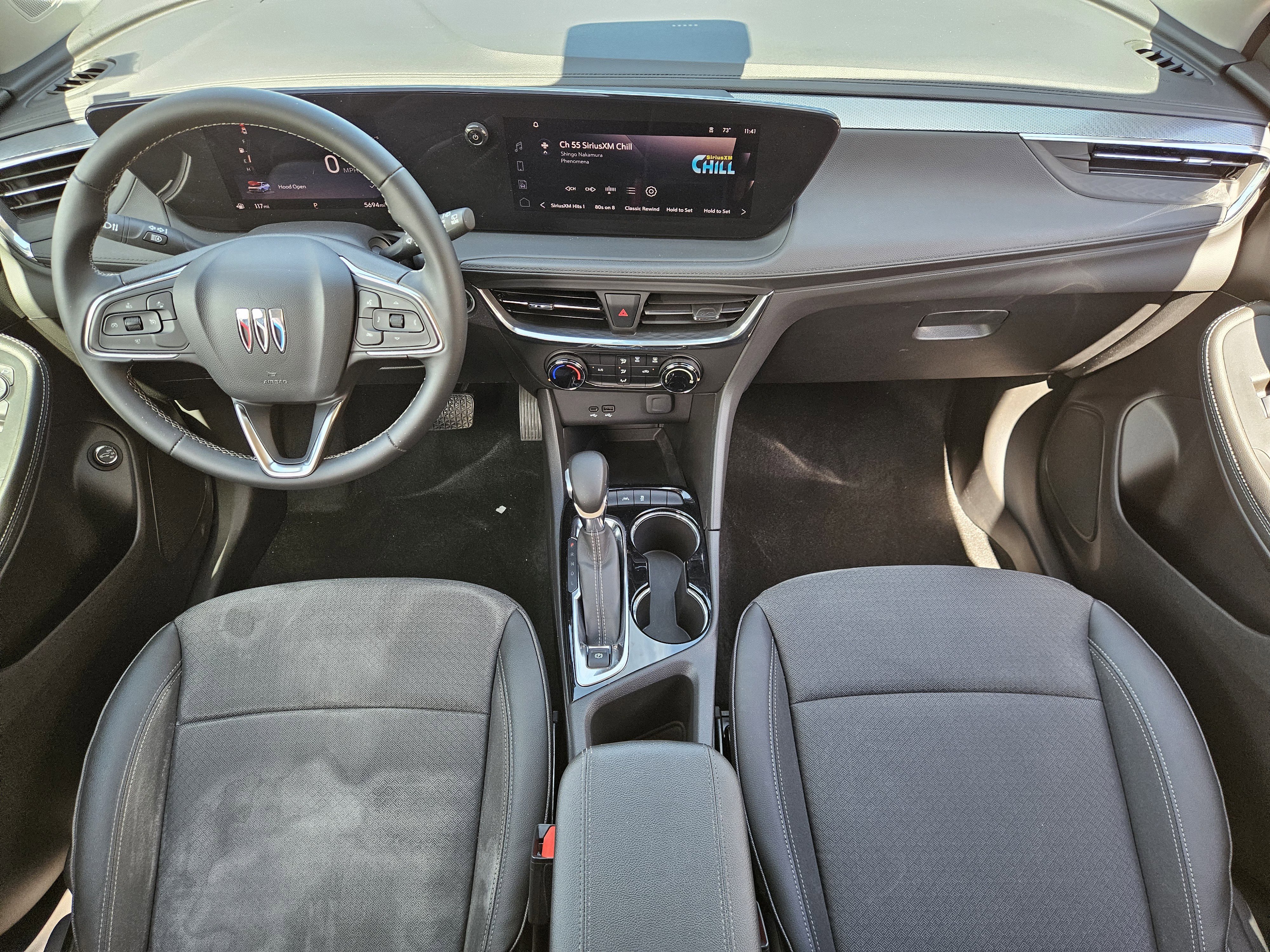 Used 2025 Summit White Buick Preferred image 25
