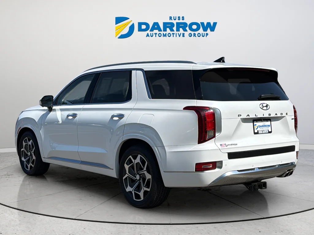 Used 2021 White Hyundai Calligraphy image 3