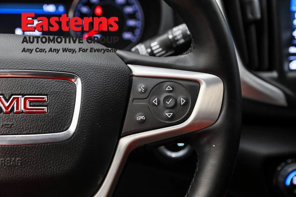 Used 2024 White GMC SLT image 16