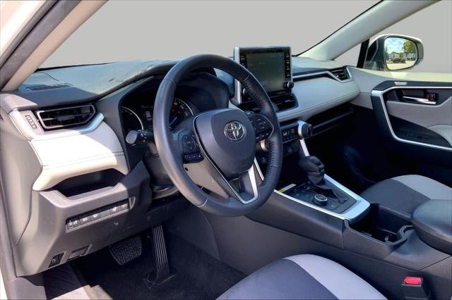 Certified Used 2022 ICE CAP Toyota  image 18