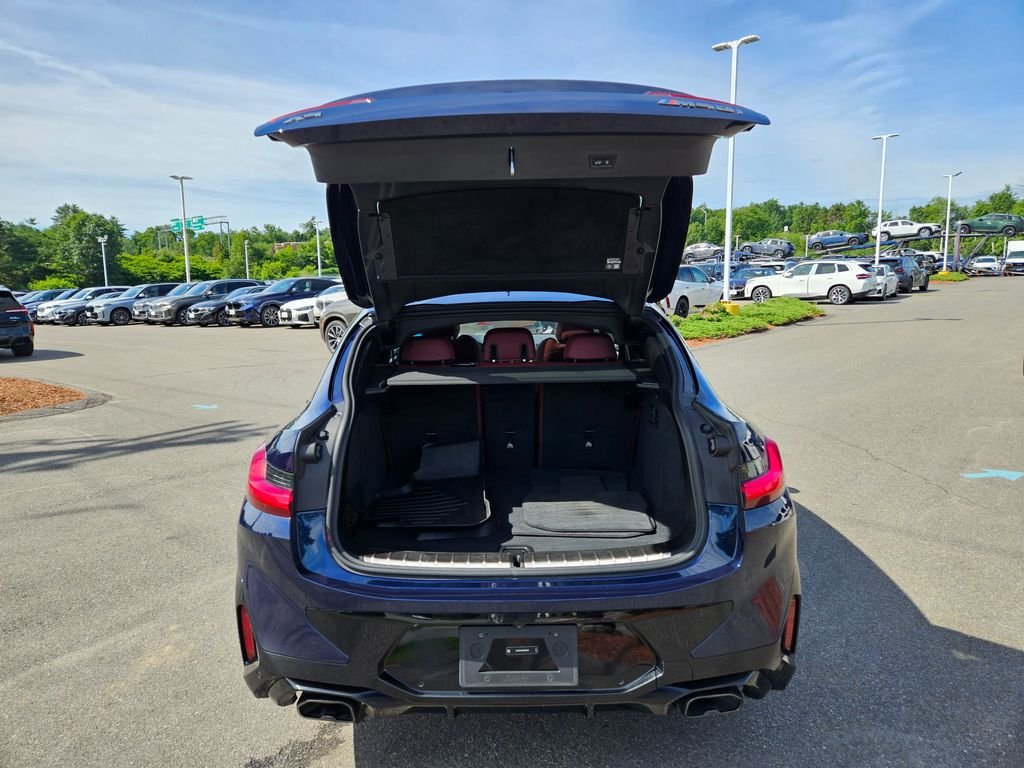 Used 2025 Tanzanite Blue II Metallic BMW M40i image 13