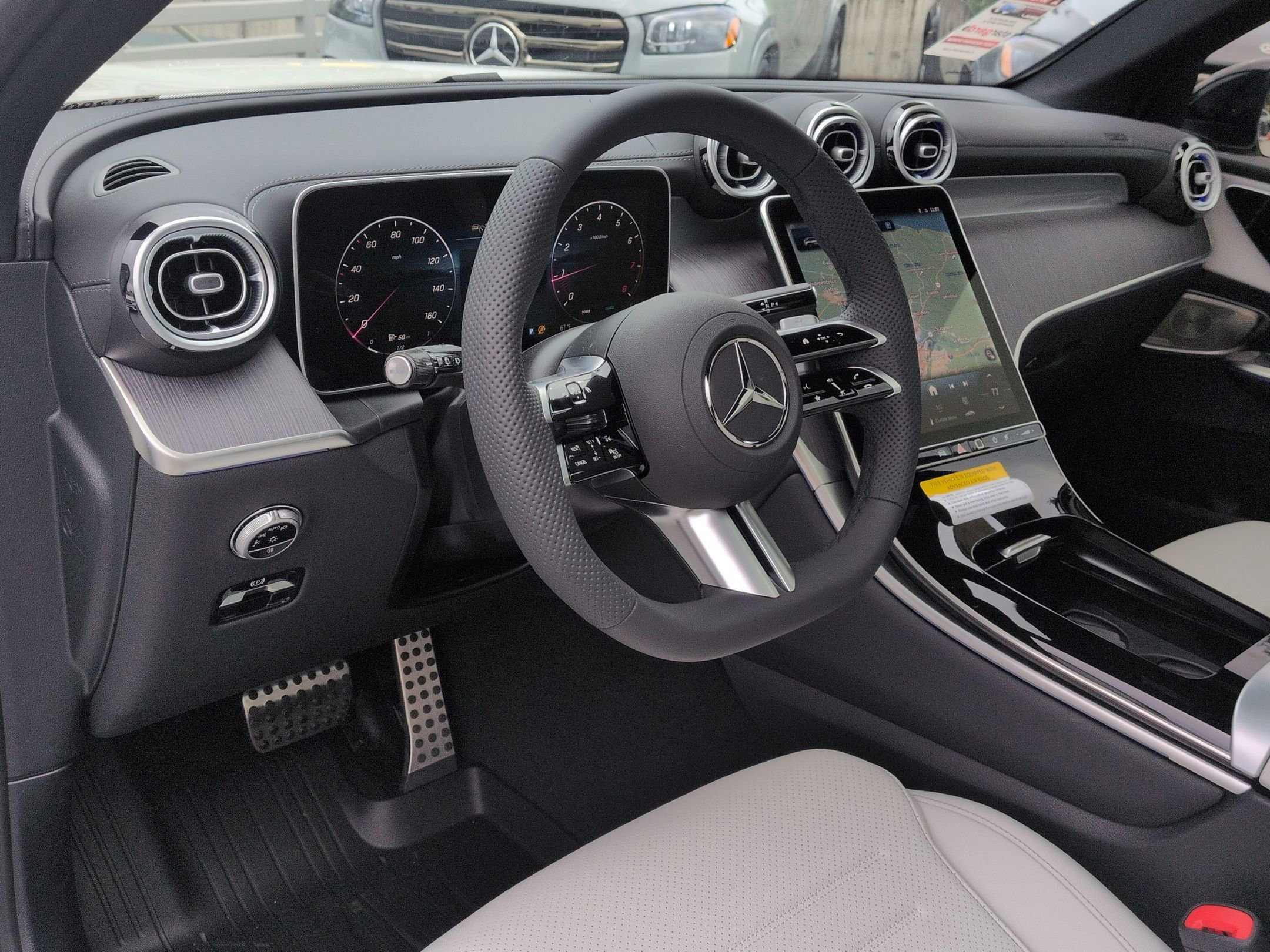 New 2026 Polar White Mercedes-Benz GLC 300 image 45