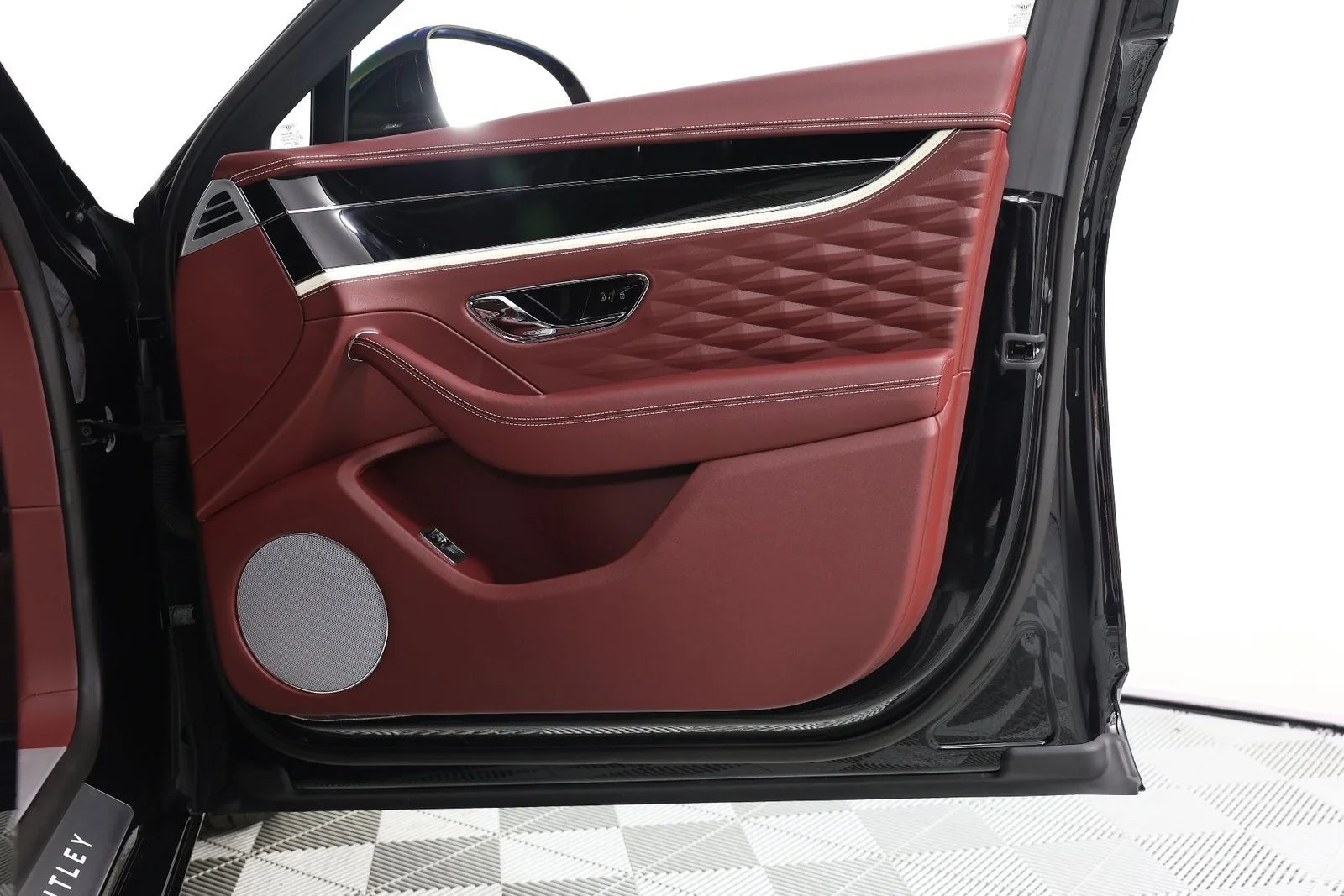 2024 Bentley Flying Spur Speed - Photo 29