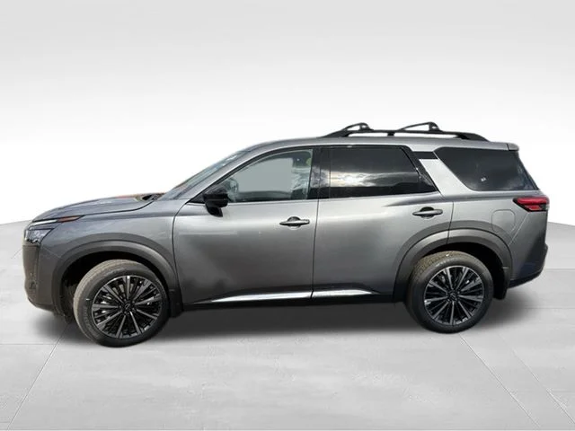 New 2026 Gun Metallic Nissan Platinum image 4