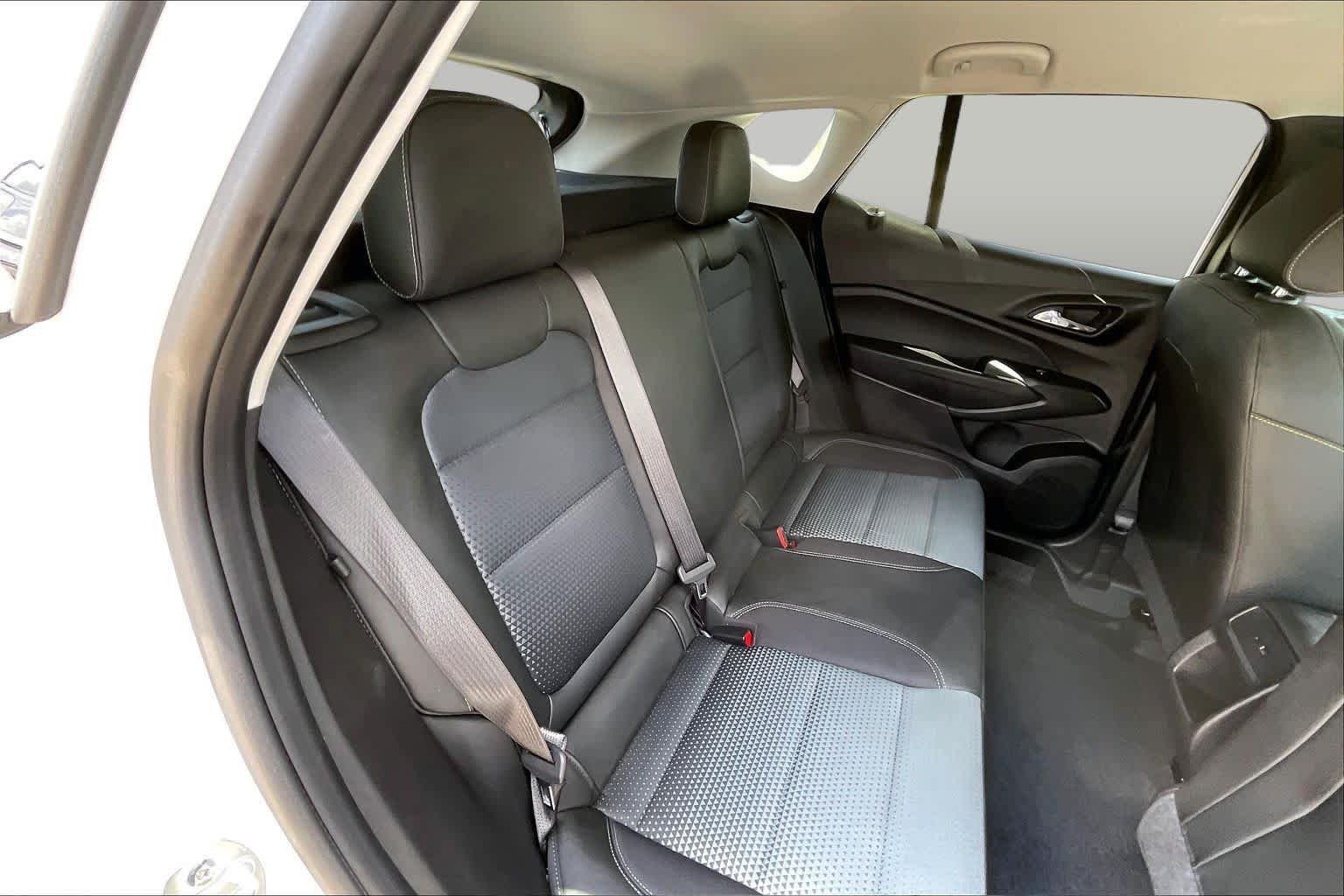 Used 2026 Summit White Chevrolet LT image 19